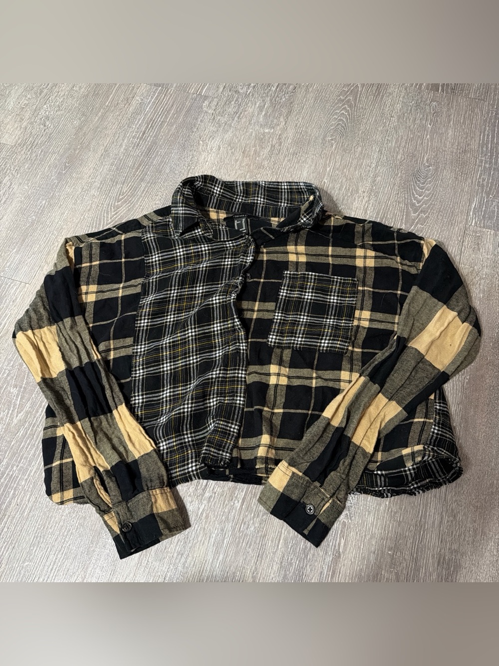 Forever 21 Mixed Plaid Cropped Button-Up Jacket / Shacket
